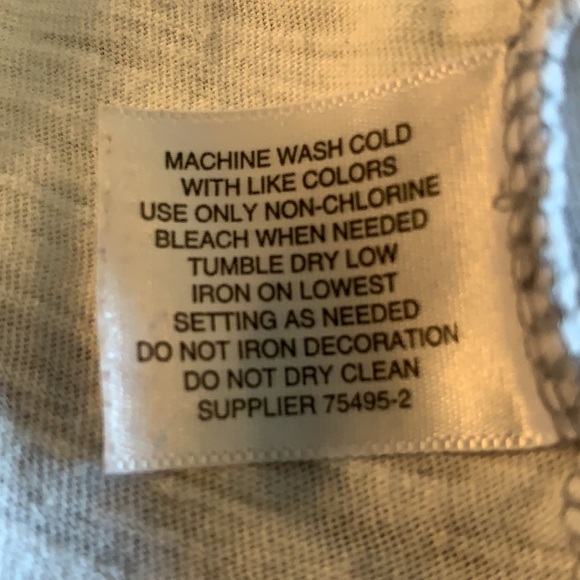 Made for Life women’s gray/white/black tee shirt - Picture 4 of 5